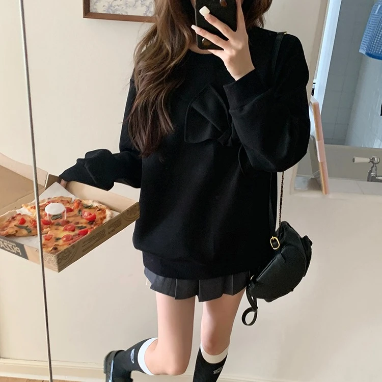 实拍2025秋冬新款柔软棉减龄设计黑色立体蝴蝶结女宽松加绒卫衣