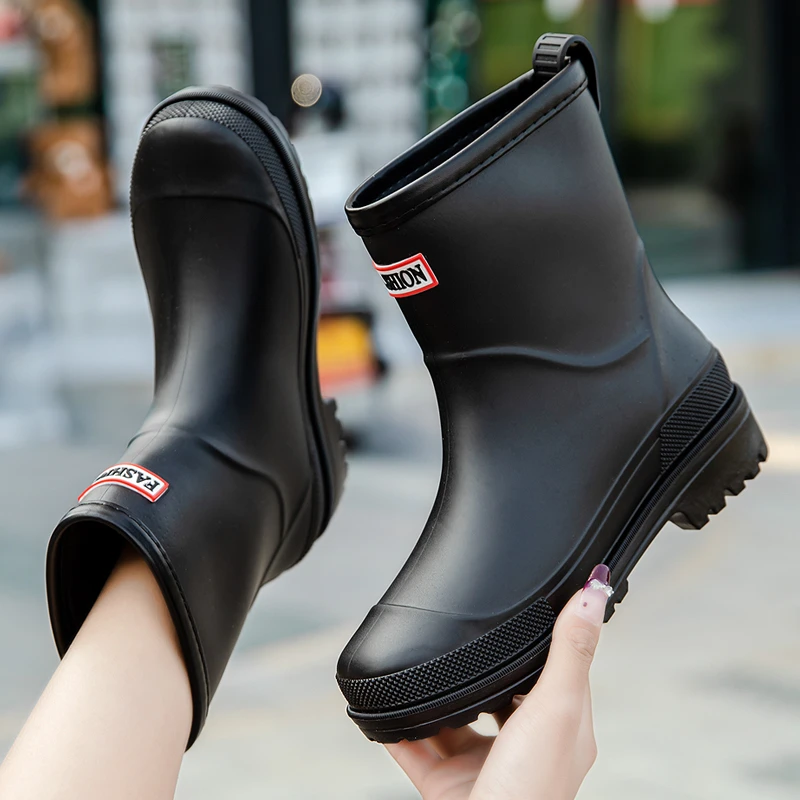 雨鞋女款外穿防水加绒时尚软底防油厨房雨鞋女款2025新款爆款胶鞋
