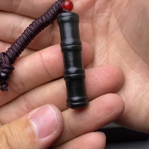 祺***宝和田玉未镶嵌颈饰