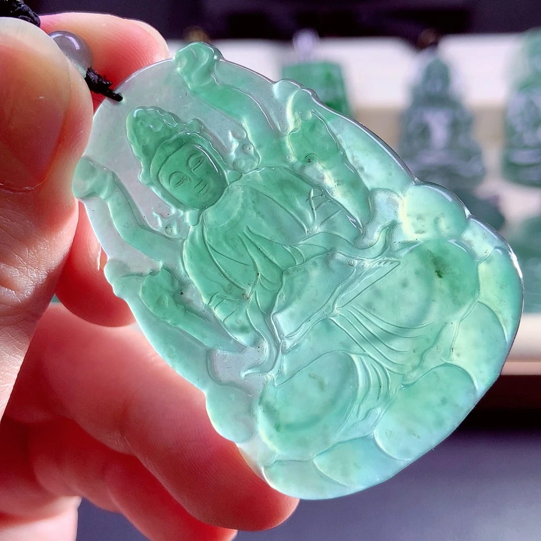 【闪购商品】颈饰未镶嵌翡翠天然