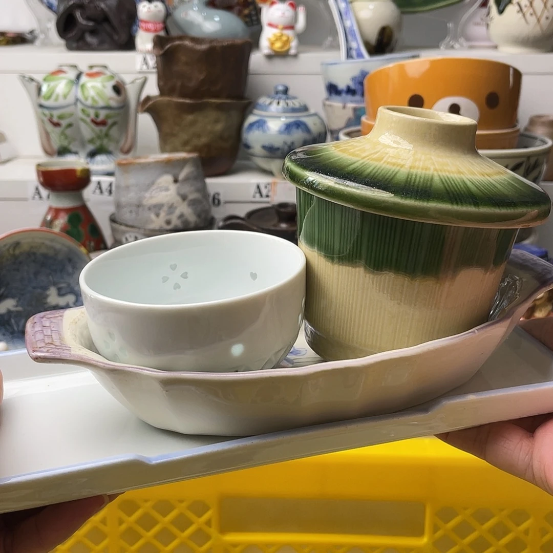 瓷片哈哈哈真的好可爱