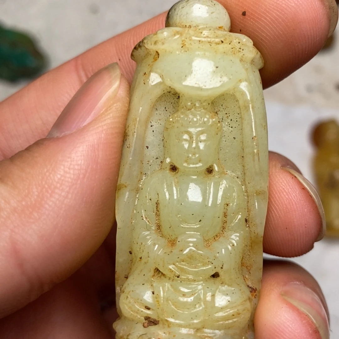 和田玉（糖玉）未镶嵌挂件多少都会是好兄弟