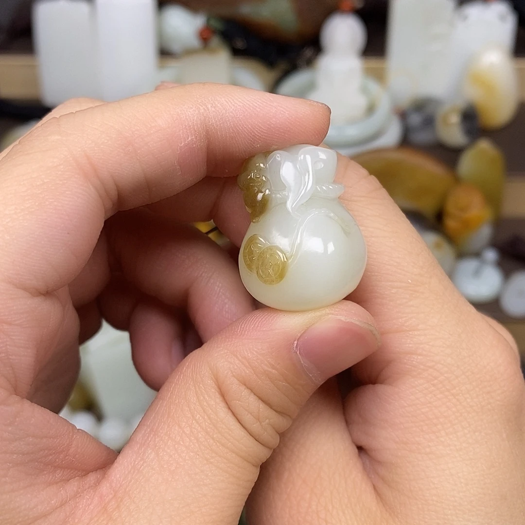 和田玉未镶嵌颈饰6