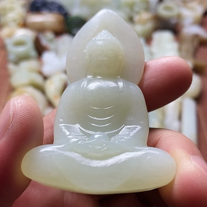 和田玉未镶嵌挂件