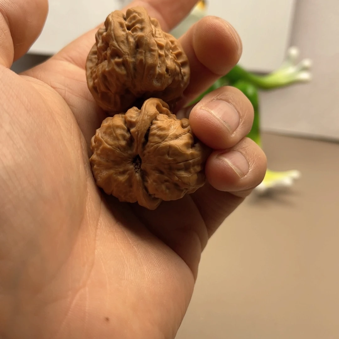 文玩核桃吊坠老*年延庆