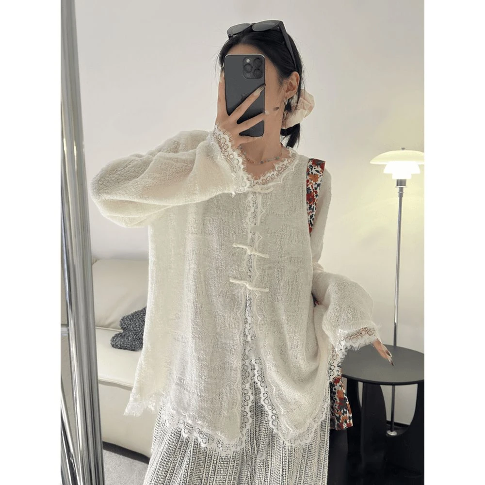 气质蕾丝拼接显瘦开衫女春秋2025新款盘扣宽松圆领白色洋气上衣潮