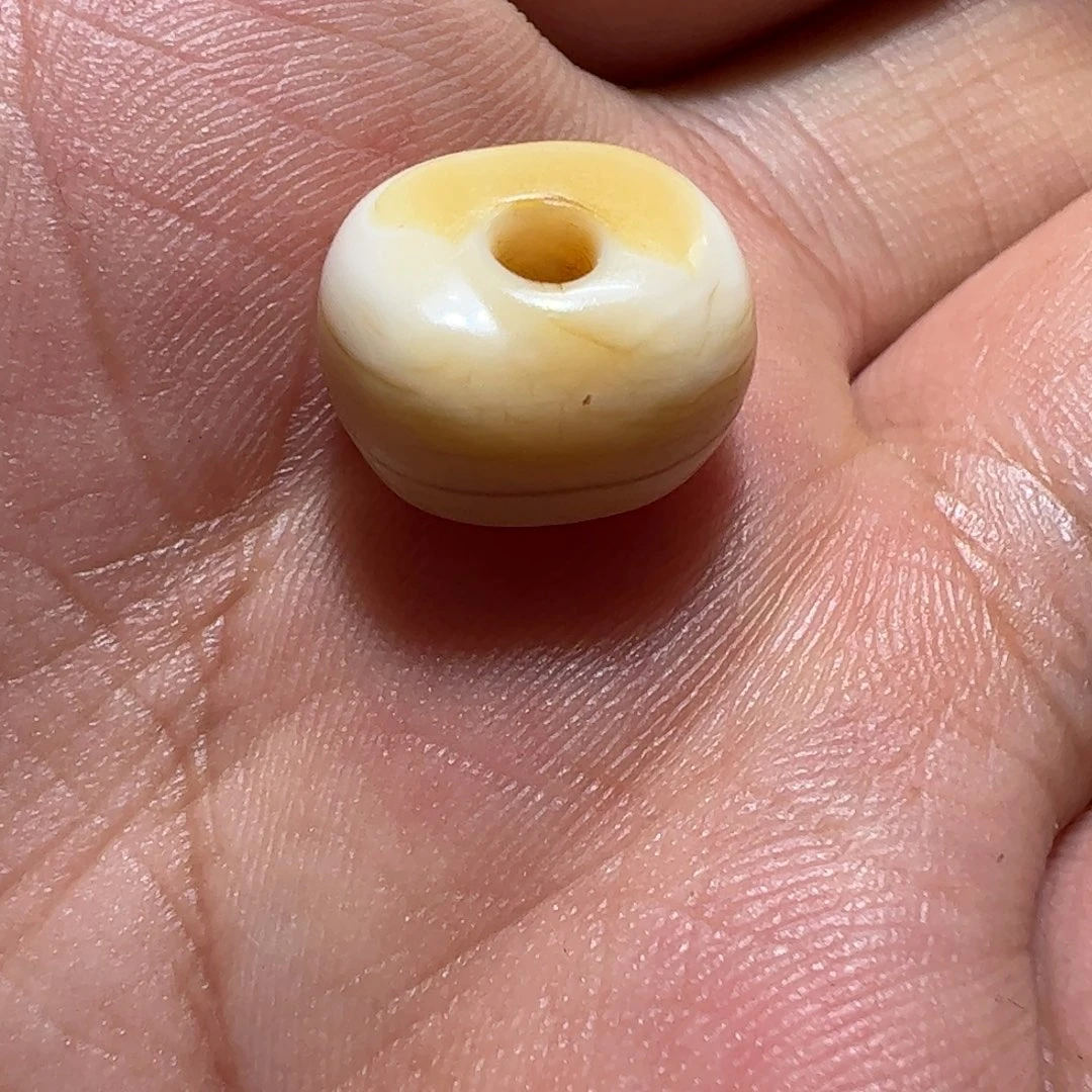 玻璃颈饰墨白藏传出品04