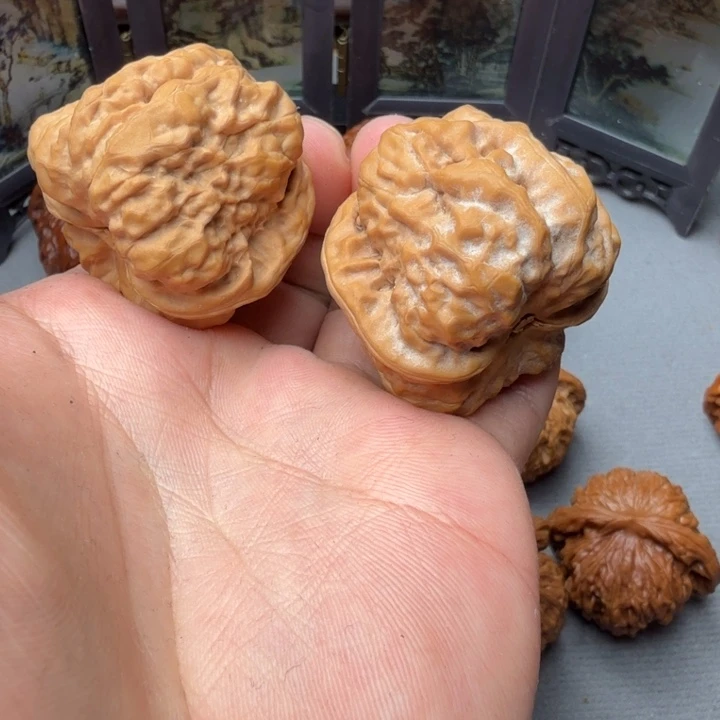 文玩核桃吊坠蛤蟆头40