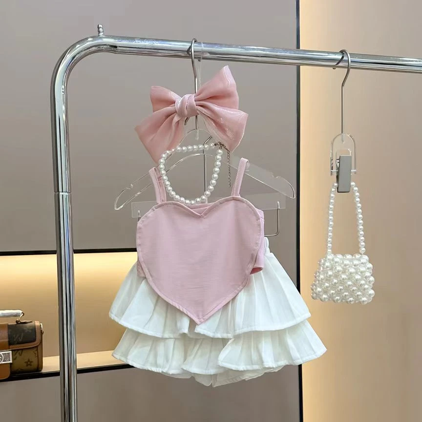 女童夏季套装洋气时髦女宝宝爱心吊带百褶蛋糕裙裤两件套儿童夏装