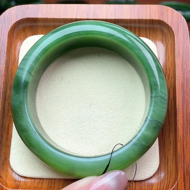 和田玉（碧玉）手镯未镶嵌