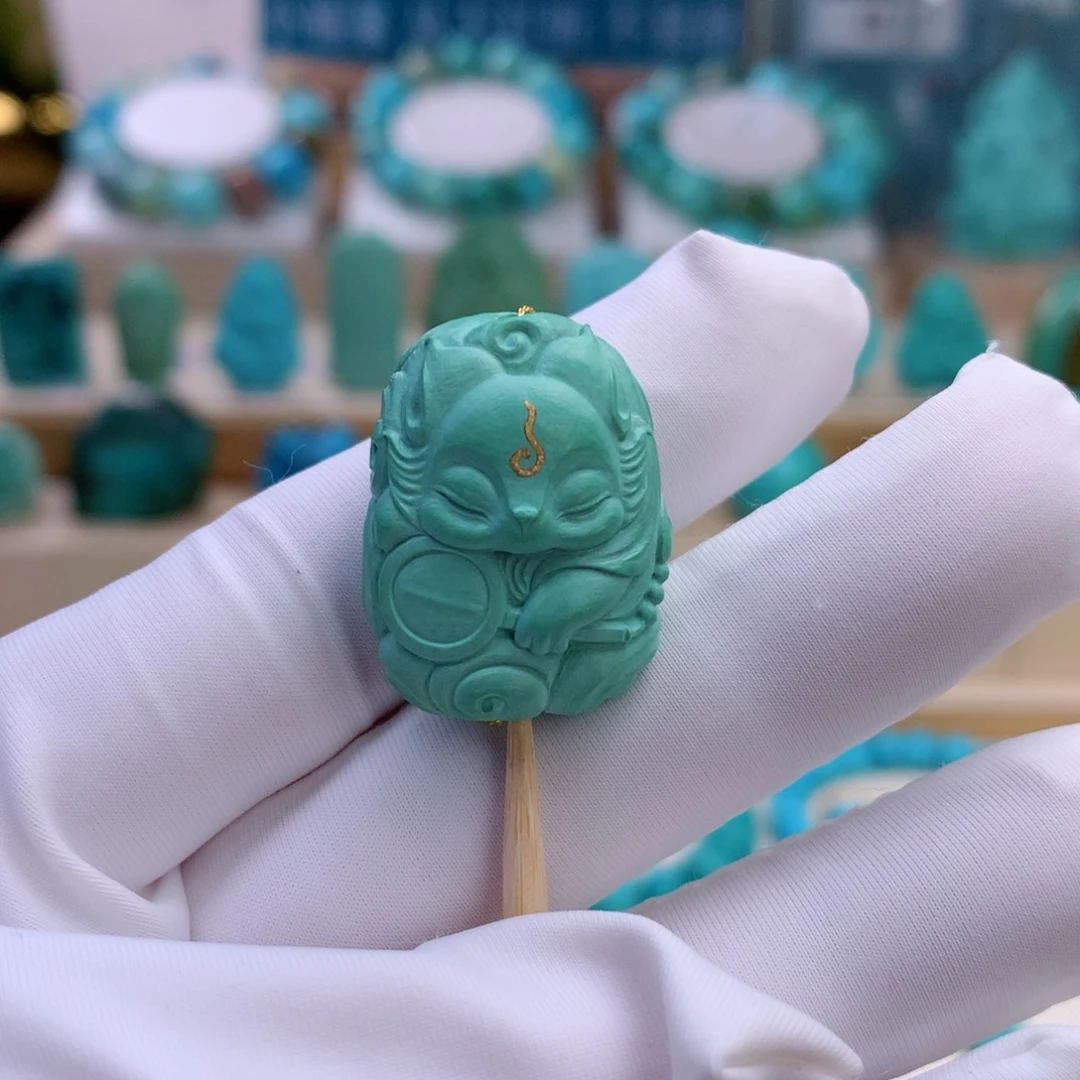 绿松石未镶嵌挂件