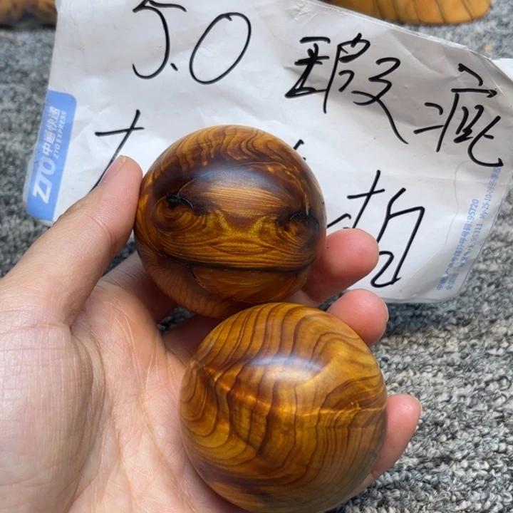 柏木（崖柏）瑕疵09