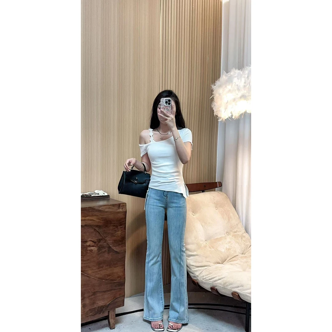 【海南简爱】春季新款浅色高腰微喇牛仔裤女长裤93205