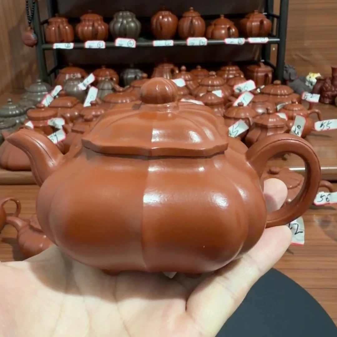 ：****原矿朱泥朱泥内推220cc 左右