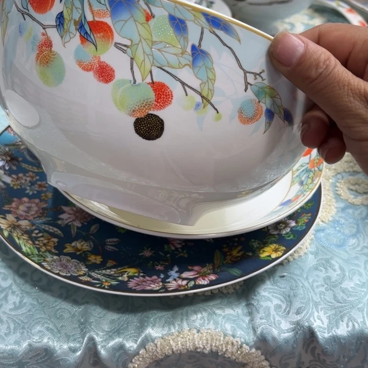 瓷片荔枝八寸汤碗一个