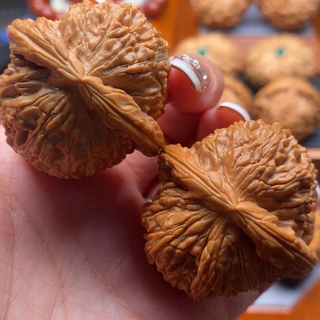 把件文玩核桃42尺白狮子