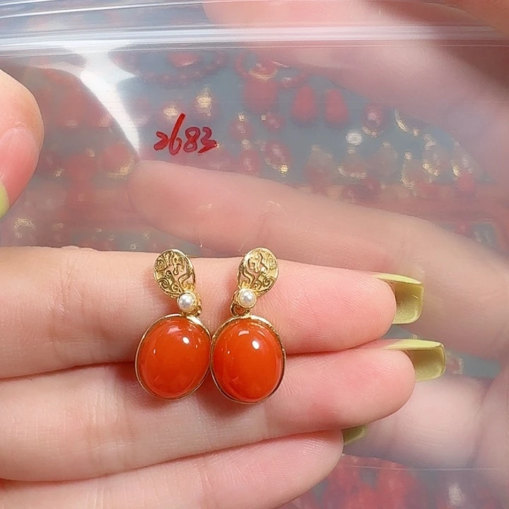 南红玛瑙银S925镶嵌耳饰