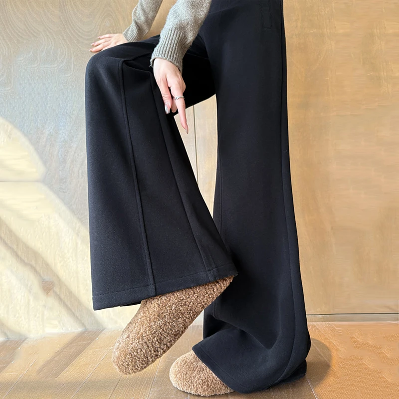 黑色加绒微喇裤子女秋冬2025新款今年流行爆款高腰糯米喇叭阔腿裤
