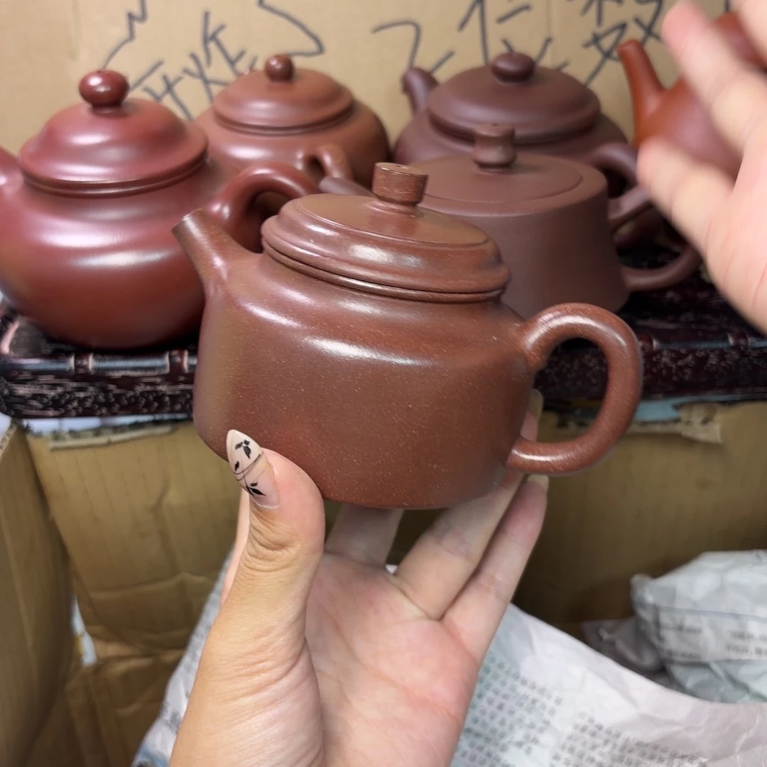 甄选宜兴本土紫砂壶