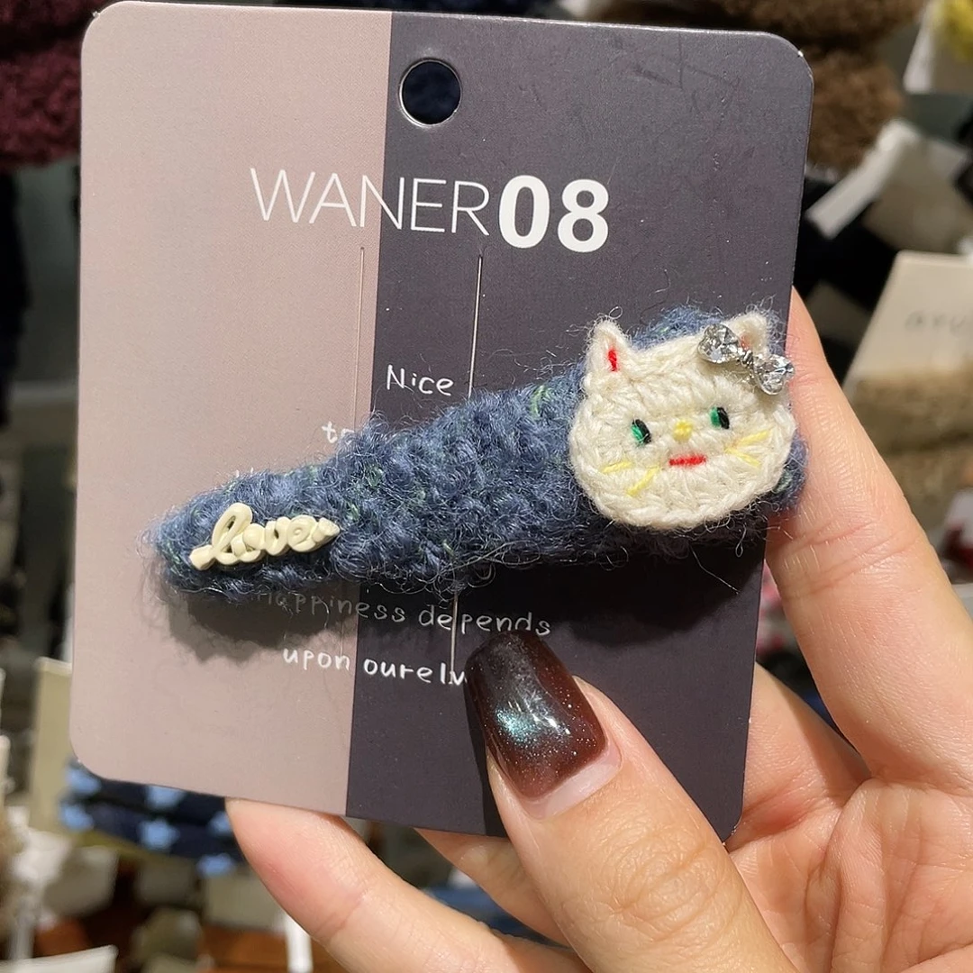 皮质非金属蓝色小猫一只