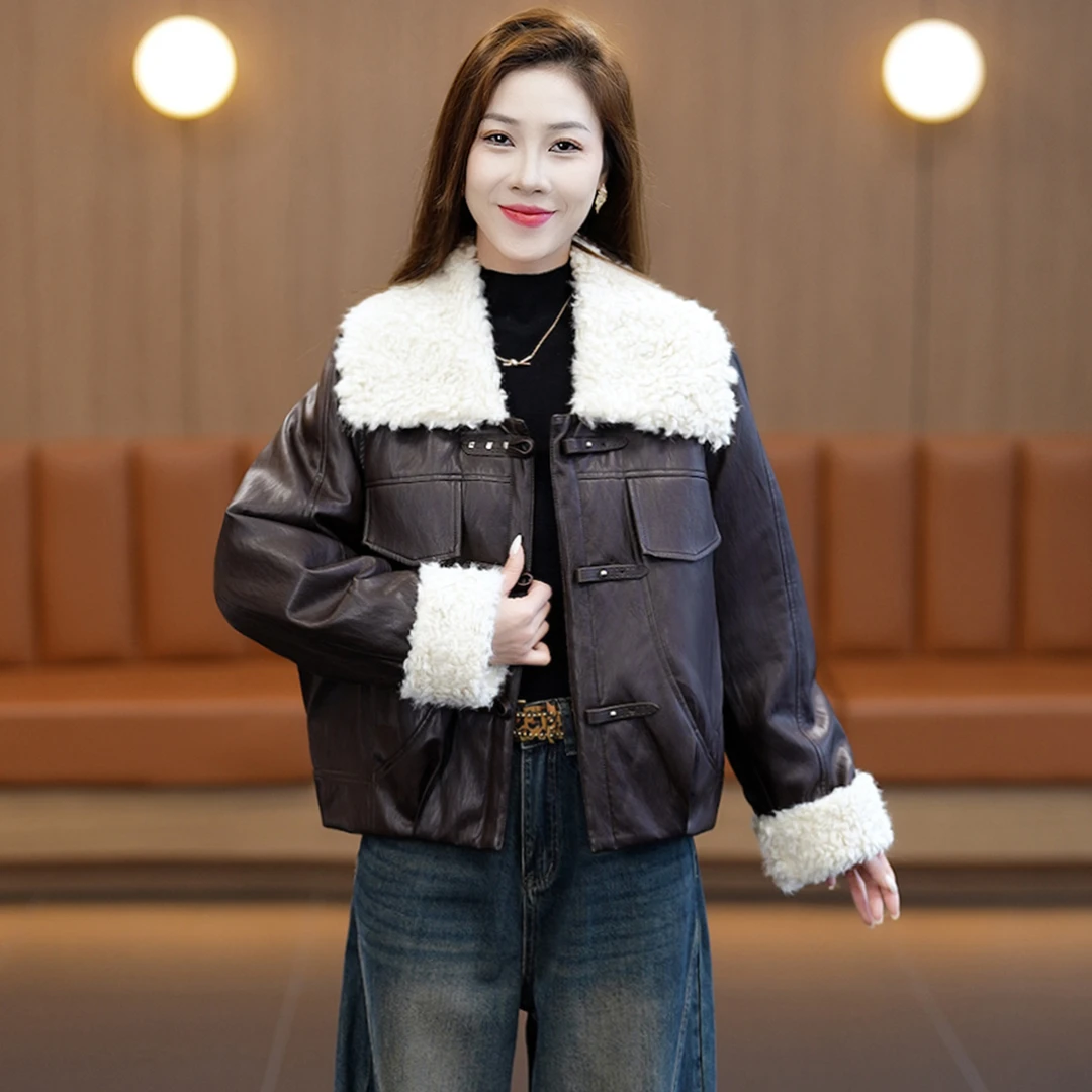 时尚休闲加绒加厚皮衣短外套女冬季新款气质百搭拼接翻领保暖夹克