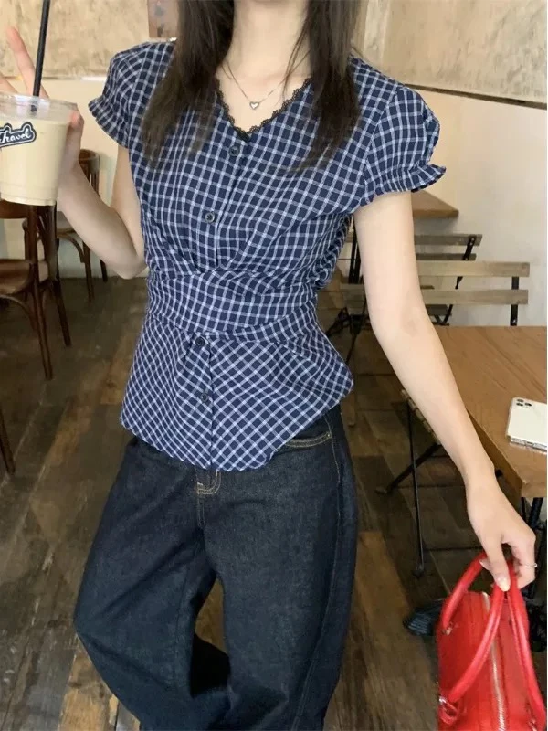 大码胖mm法式复古格纹短袖衬衫女夏季收腰绑带蕾丝边拼接V领上衣