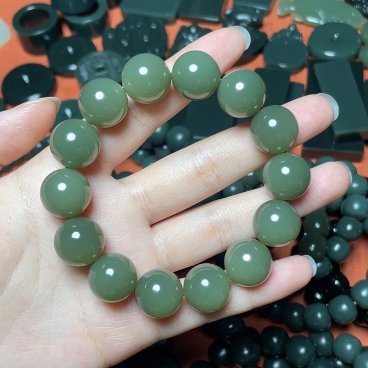 手链未镶嵌和田玉（青玉）