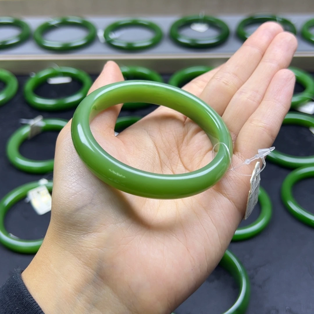 和田玉（碧玉）未镶嵌手镯碧玉老料粉绿起荧光5657无包容