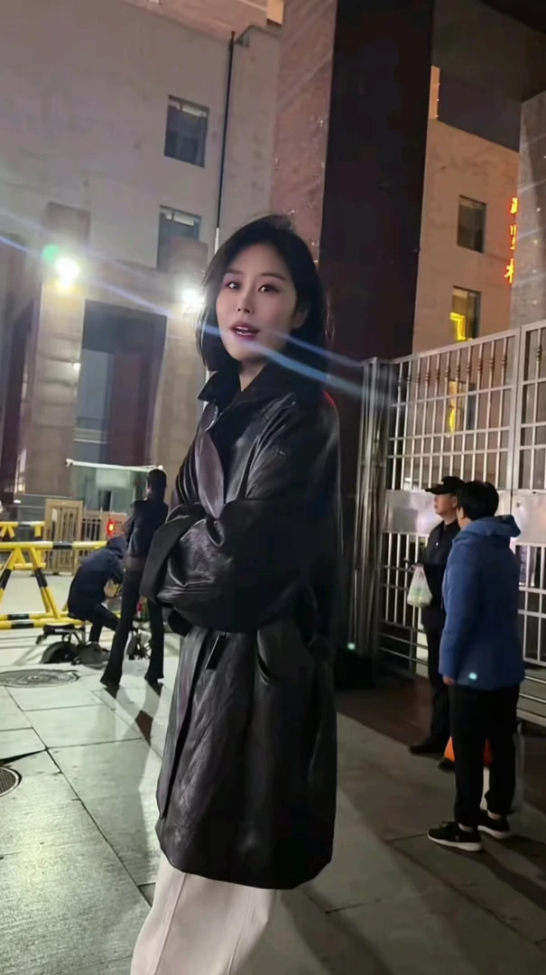 皮外套 A 咖色 1085