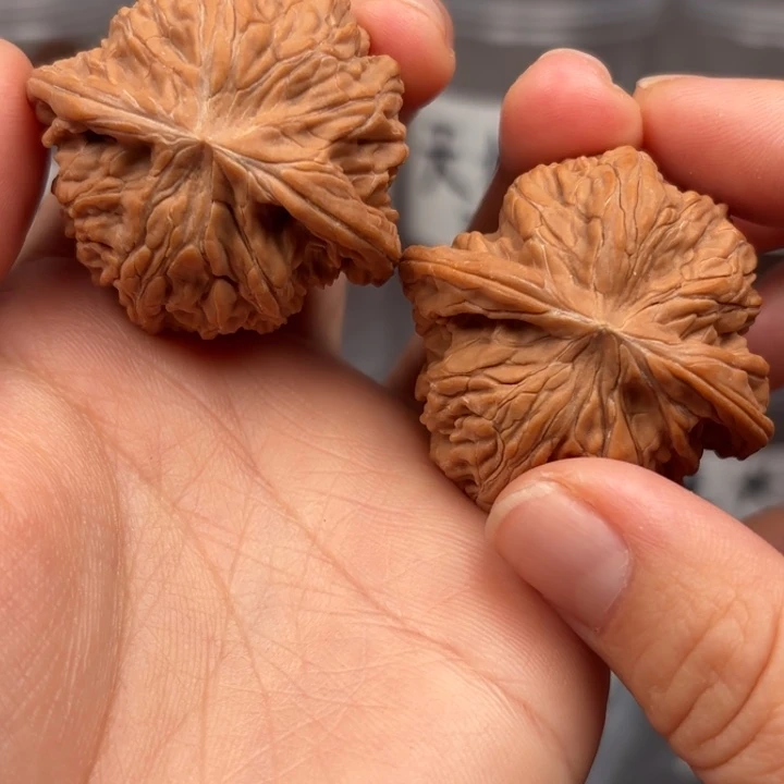 人***.桃核吊坠40磨盘11111