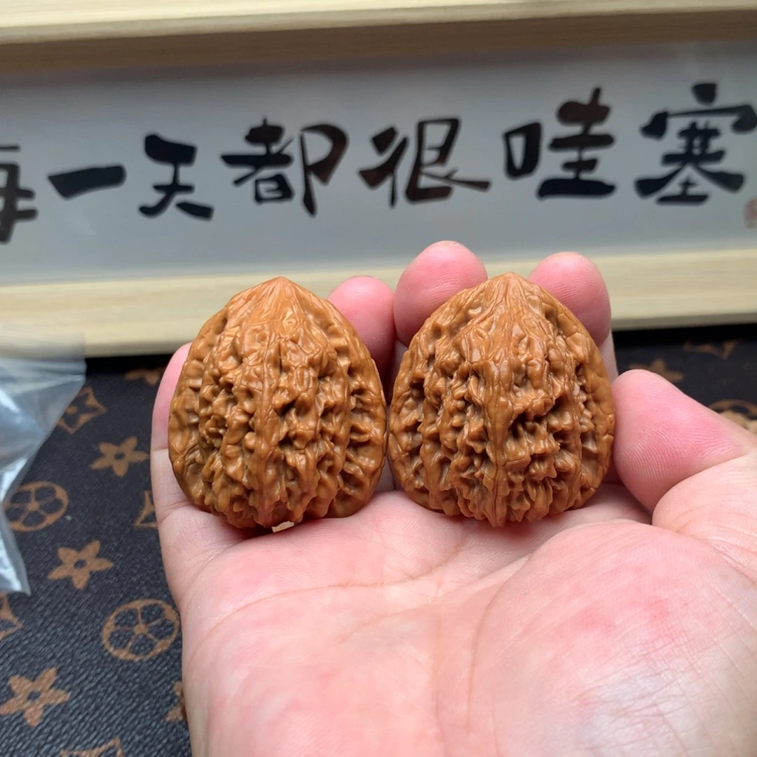 文玩核桃把件虎头王