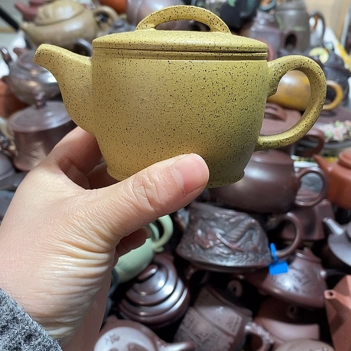 紫砂茶壶起泡微笑