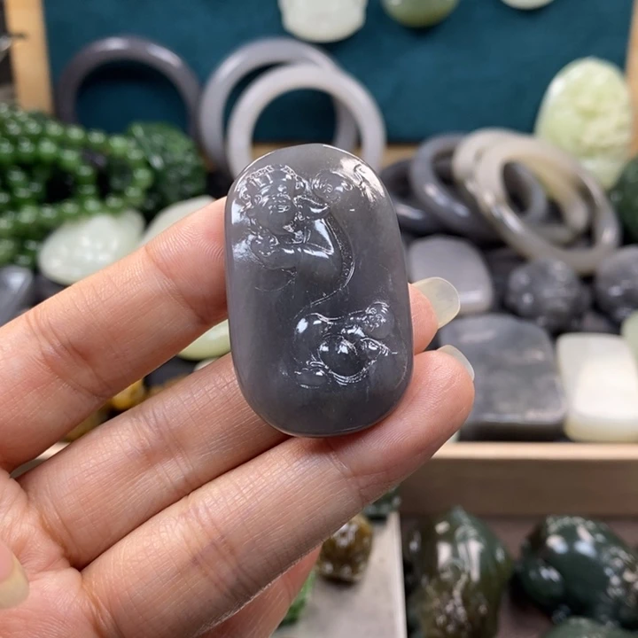 和田玉颈饰未镶嵌