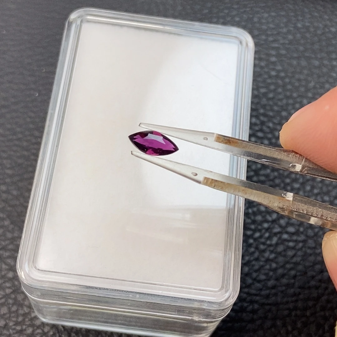 蓝宝石裸石天然天然