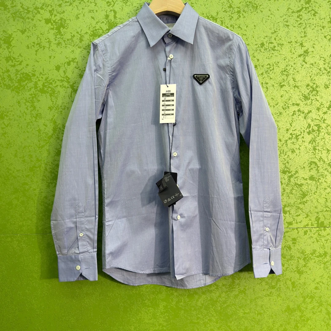 99新 Prada/普拉达 蓝色三角标衬衫/38/99新/工价12900/R2336805