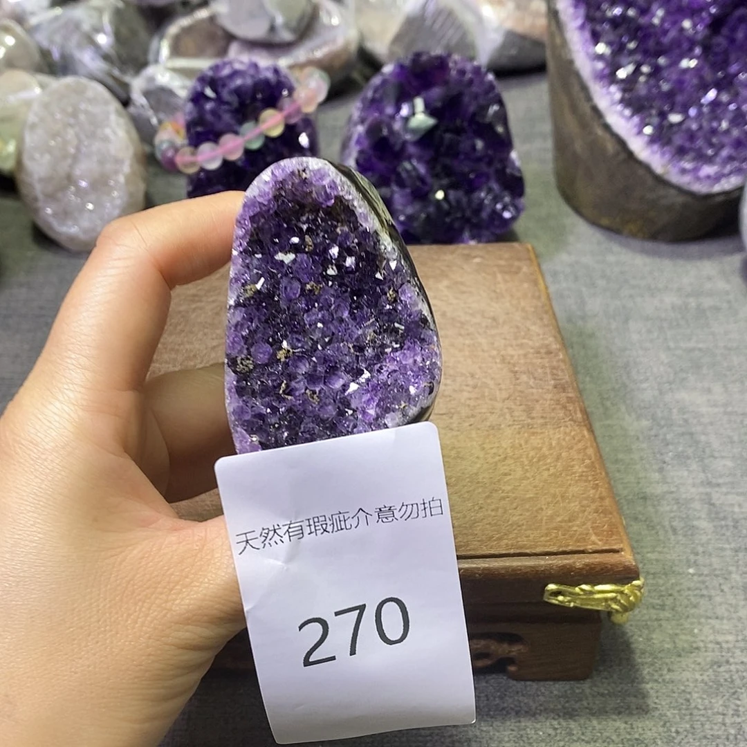 紫晶大型摆件（非配饰）未镶嵌