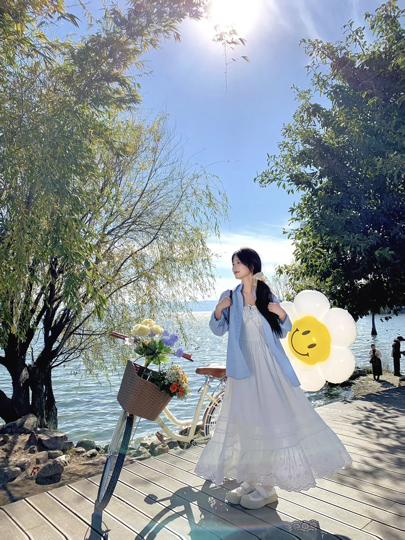 安安崽小个子穿搭【白色恋人】韩版时尚百搭吊带裙女设计感蓝色衬衫