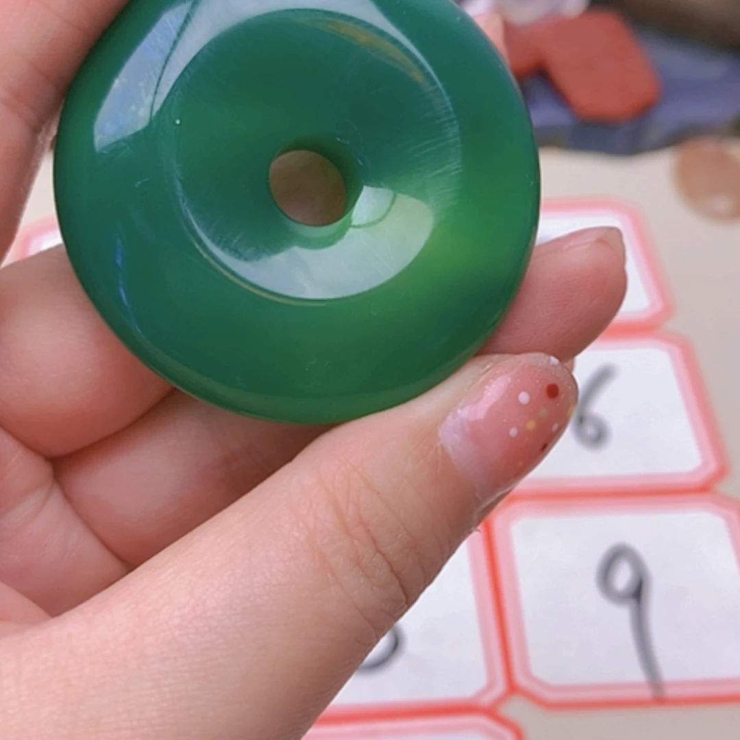 【闪购商品】玛瑙/玉髓未镶嵌珠宝半成品冰**霜