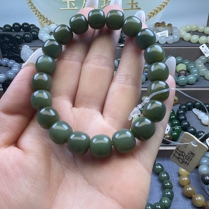 和田玉未镶嵌手链