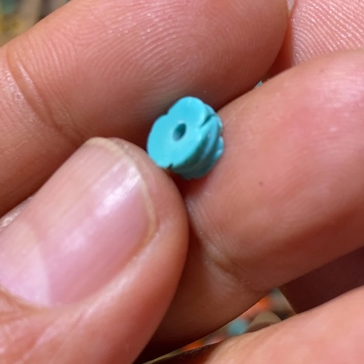 绿松石配饰未镶嵌