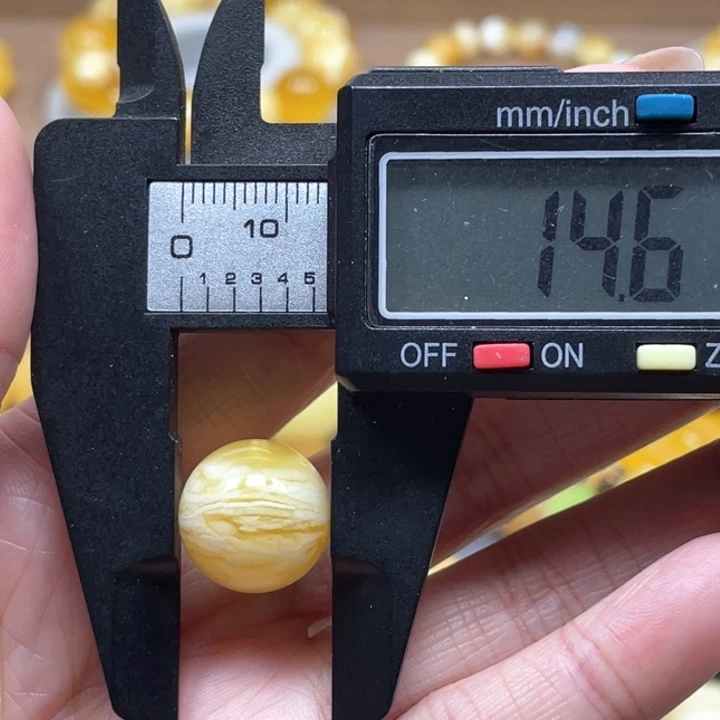 未镶嵌琥珀裸石天然