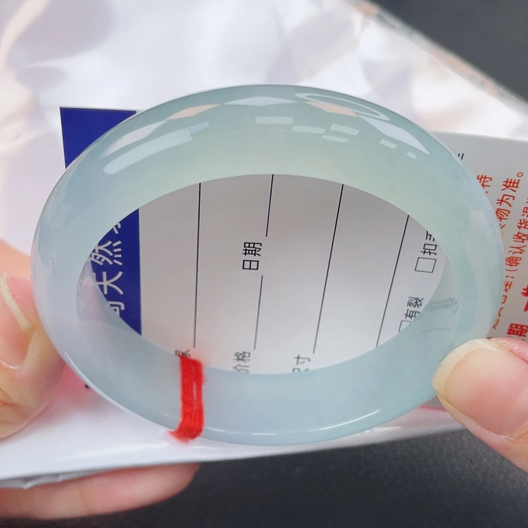 翡翠未镶嵌手镯宽版蓝冰