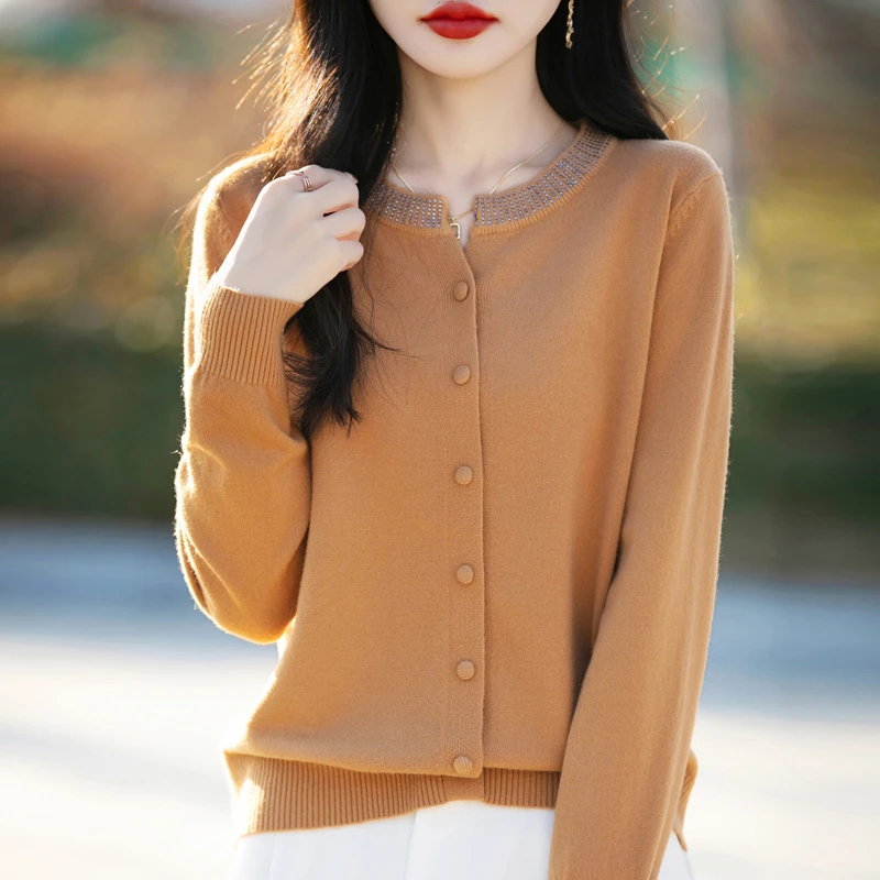 【崔万志工厂】安迪绒圆领烫钻针织开衫春秋显瘦长袖时尚洋气打底衫