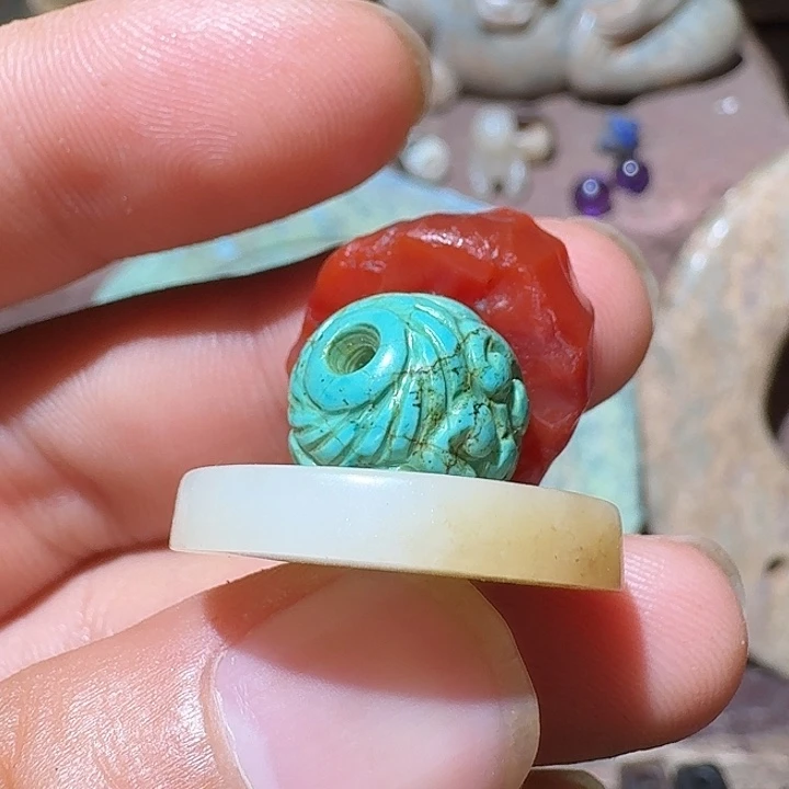 和田玉（糖玉）未镶嵌颈饰鸿*