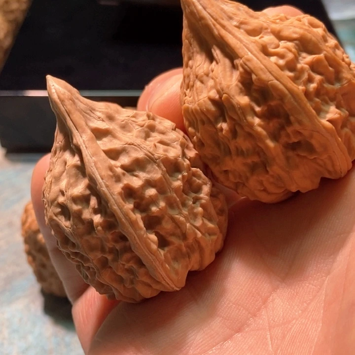 把件文玩核桃36火焰山