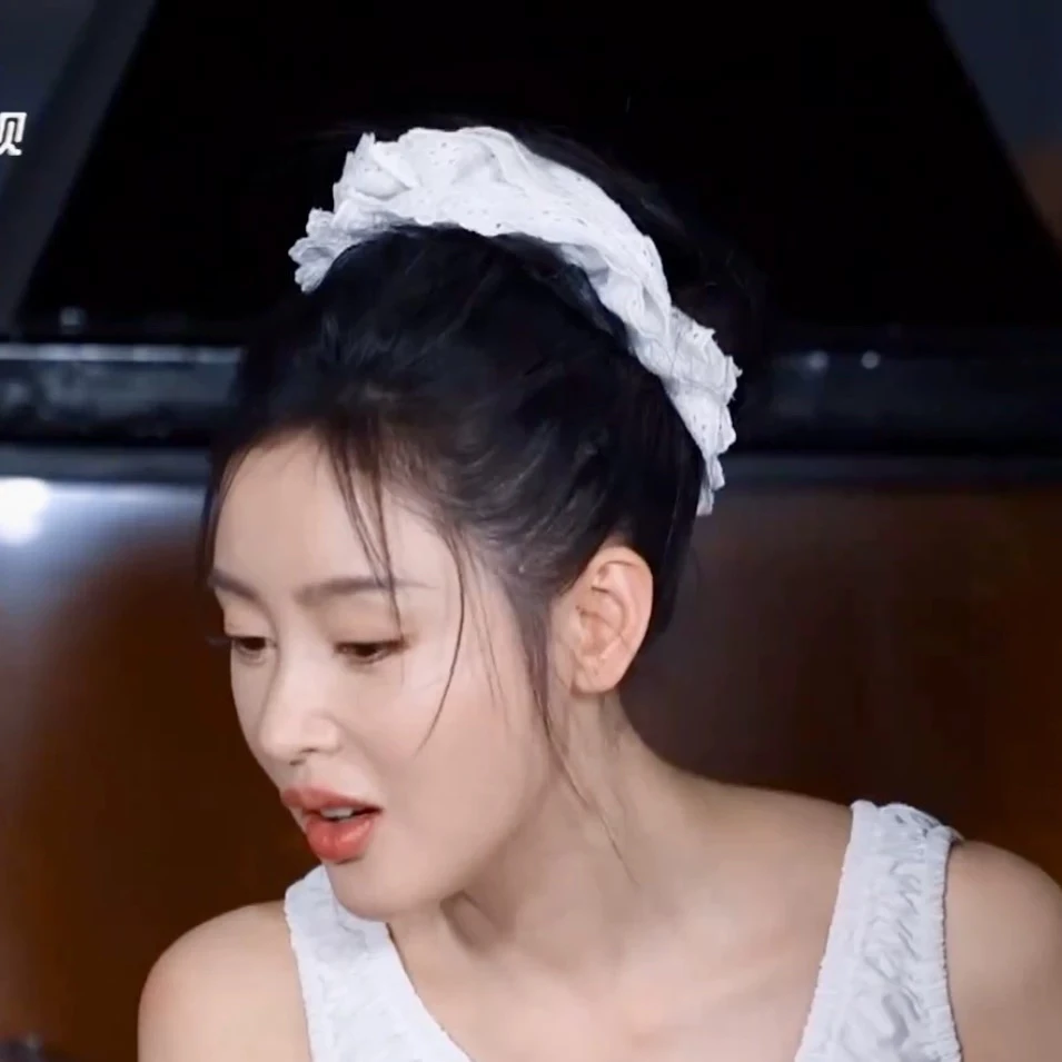 【明星同款浪漫氛围】蕾丝双层花边发饰镂空大肠圈法式头饰