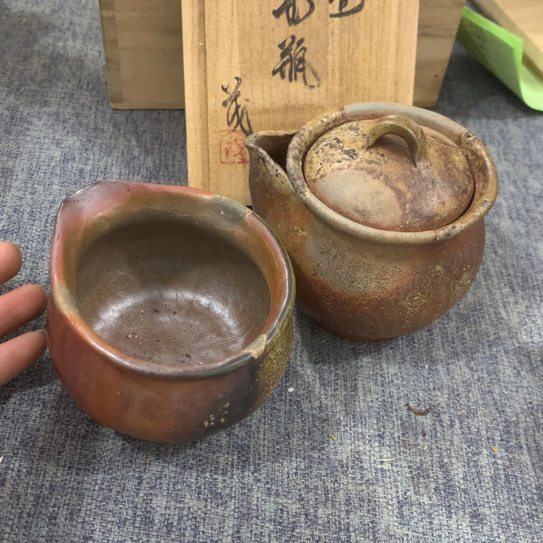 紫砂茶杯非常美丽漂亮的物品
