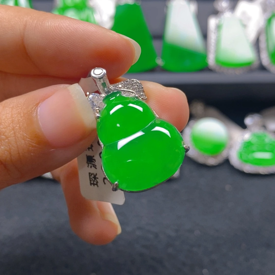 翡翠银S925镶嵌颈饰