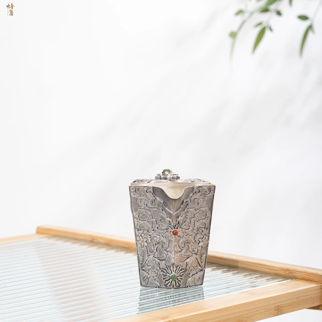 蜂鸟工坊 大师壶 木把四边雕刻缠枝公杯 SWA3284