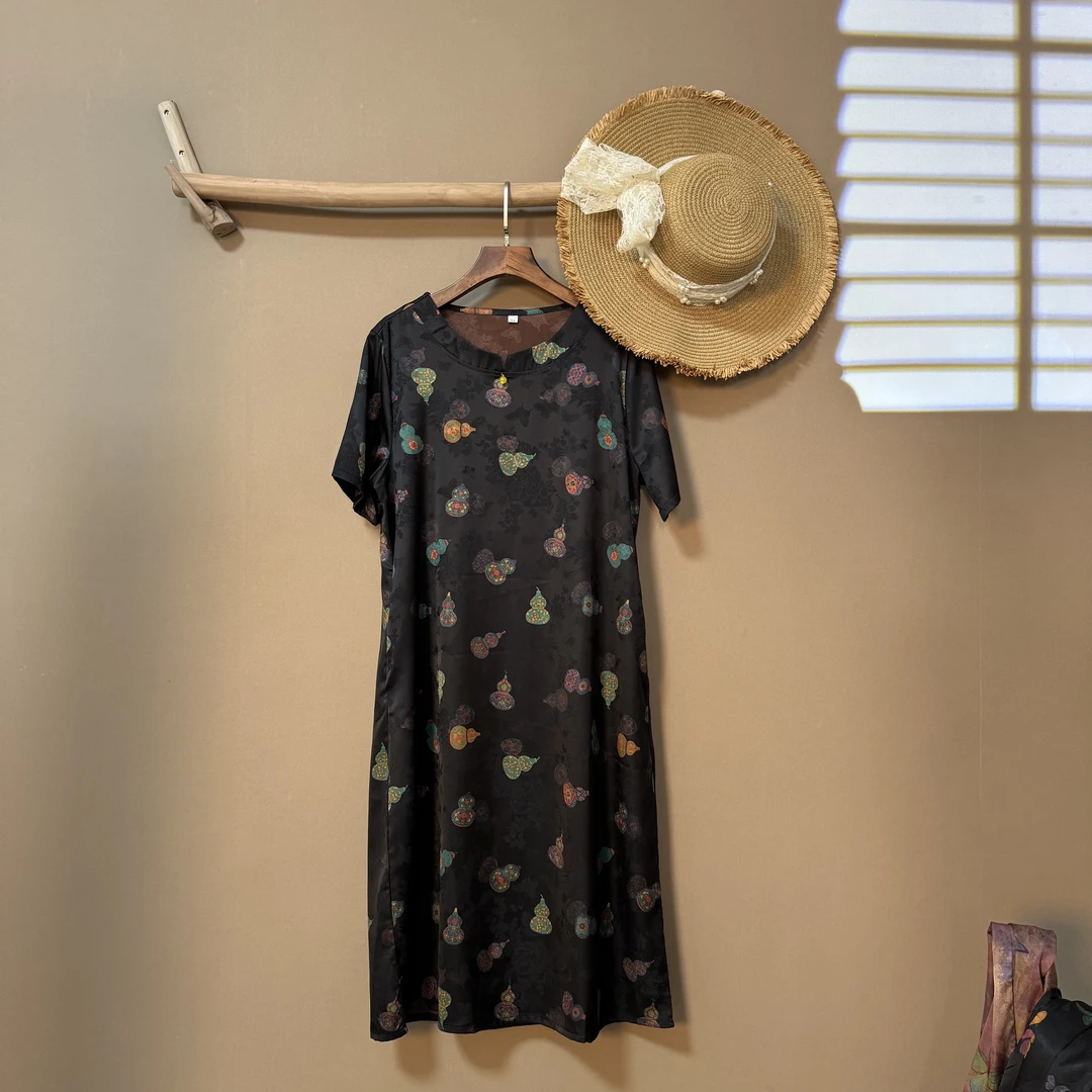 吊坠葫芦 夏季直筒显瘦复古气质款连衣裙